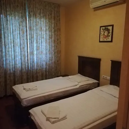 Triasz Kehidakustány