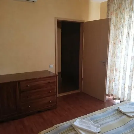 Triasz Kehidakustány